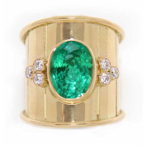 8K GOLD EMERALD AND DIAMON  Van Peterson&#8217;s makes Emerald collection  8K GOLD EMERALD AND DIAMOND COCKTAIL RING
