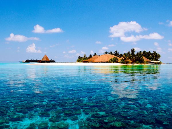 Holidays | Best Beaches for this Summer beach maldives 6577 600x4501