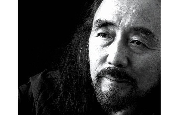 Yohji Yamamoto, one of the most iconic fashion figures will be presented in Design Museum Holom.  Yohji Yamamoto, fashion &#038; culture foto9
