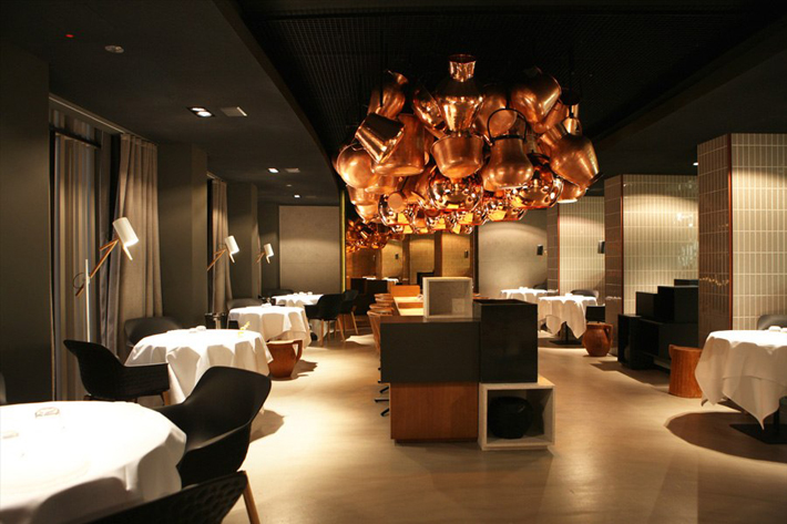 LIFESTYLE | THE 10 MOST BEAUTIFULLY DESIGNED RESTAURANTS 5 cinco berlin germany 2