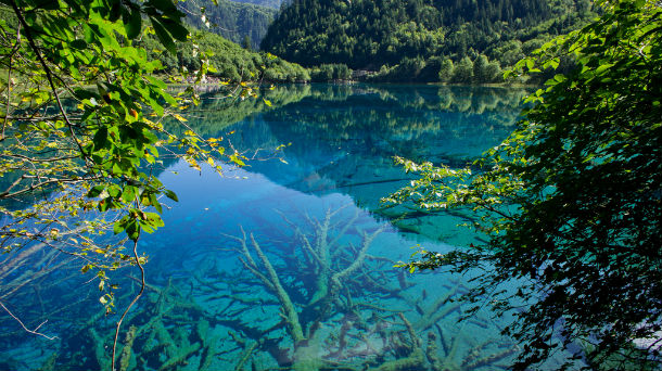 Jiuzhaigou-Valley-China_luxury-travel-worlds-clearest-water-places   Jiuzhaigou Valley China luxury travel worlds clearest water places