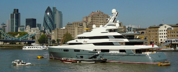 Jo-Lewis–Aviva_the-best-billionaires-yachts  The Best Billionaire’s Yachts Jo Lewis   Aviva the best billionaires yachts